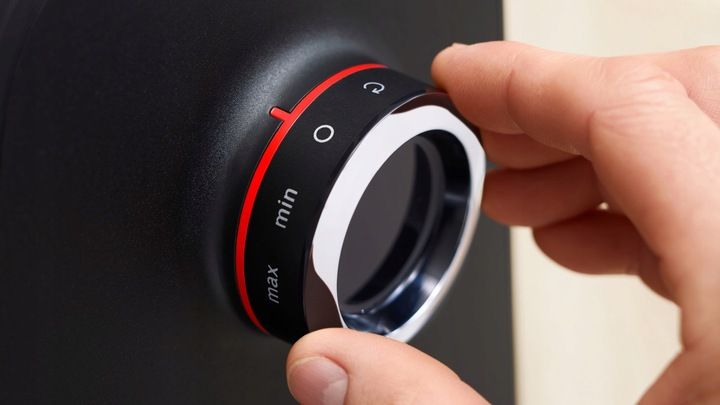 Maszynka do mięsa Bosch Serie 6 MFWS640B 2100W Bieg wsteczny 2 zdjęcie 5