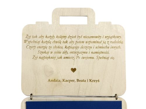 Drewniana Kartka urodzinowa Prezent GRAWER personalizowana walizka na Arena.pl