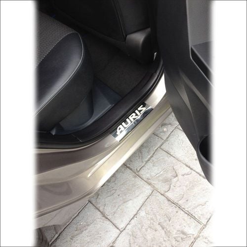 Listwa progowa TOYOTA AURIS MK2 Stal nierdzewna 304 połysk 4szt na Arena.pl