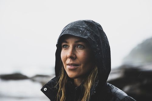 Helly Hansen kurtka damska W Aden Jacket 62650 990 - czarna L na Arena.pl