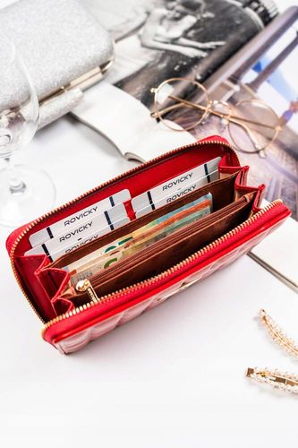 czerwony portfel damski ze skóry ekologicznej z pikowanym panelem - rovicky na Arena.pl