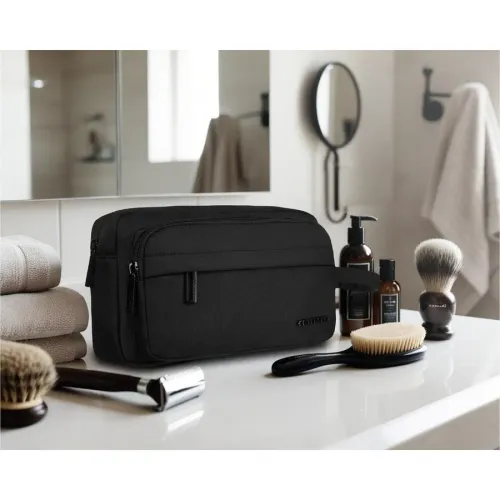 kosmetyczka podróżna z poliestru w czarnym kolorze z wygodnym uchwytem na Arena.pl