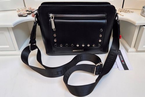 TOREBKA NA RAMIĘ LISTONOSZKA MONNARI PASEK LOGO na Arena.pl