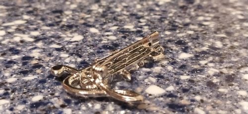 Przypinka Klucz Wiolinowy Artysta Muzyk Zapis Nuty Srebrny Ozdoba Koncert na Arena.pl