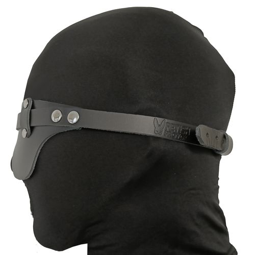 skórzana maska na oczy z regulacja obwodu głowy. erotyczny gadżet bdsm. na Arena.pl
