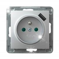 GNIAZDO Z ŁADOWARKĄ USB A 5V 2,1A OSPEL IMPRESJA GP-1YZPUSB/m/18 SREBRO