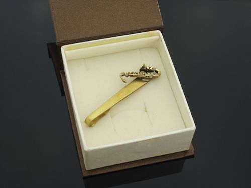 Spinka do krawata z mosiądzu saksofon trąbka na Arena.pl