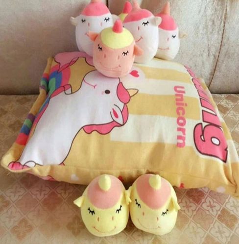 PODUSZKA PUDDING Z MASKOTKAMI DO RZUCANIA WZORY na Arena.pl