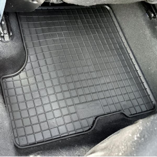 Dywaniki dedykowane do Volkswagen Jetta V TUNEL zdjęcie 14