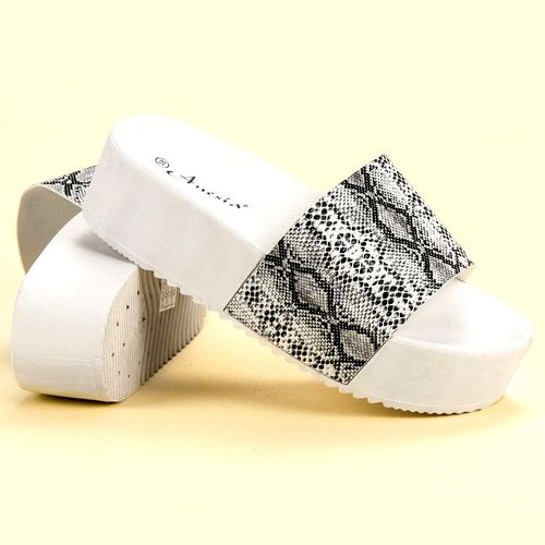 Klapki Na Platformie r.39 na Arena.pl