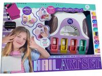 Studio paznokci z suszarką do paznokci 0713