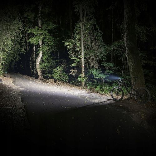 LAMPKA ROWEROWA LED PRZÓD 1800 LUMENÓW MOCNA + TYŁ OŚWIETLENIE ROWEROWE na Arena.pl