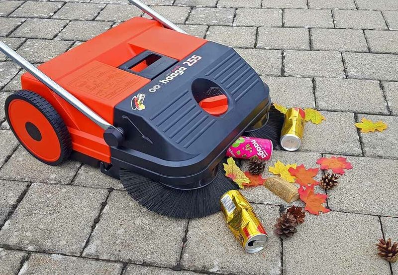 HAAGA STARMIX 255 ZAMIATARKA RĘCZNA PROWADZONA URZĄDZENIE SPRZĄTAJĄCE Z SYSTEMEM TURBO 55cm KLASA PREMIUM EWIMAX-OFICJALNY DYSTRYBUTOR - AUTORYZOWANY DEALER HAAGA zdjęcie 3