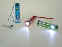 latarka 13cm z ładowarką USB 3 tryby świecenia