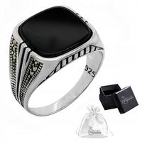 Sygnet srebrny pr. 925 Onyks Pierścień z Onyksem i Markazytami | r. 19