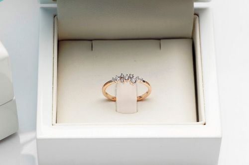 Złoty pierścionek PZD5400 - Diament na Arena.pl