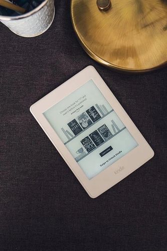 Czytnik e-book Amazon Kindle Paperwhite czarny na Arena.pl