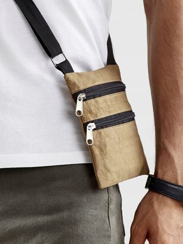 etui na dokumenty-paszportówka na Arena.pl