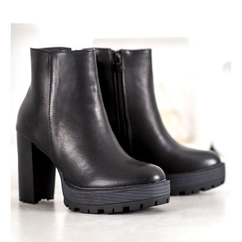 Czarne Botki Na Platformie r.36 na Arena.pl
