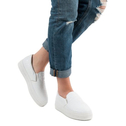 Białe Wsuwane Trampki r.40 na Arena.pl