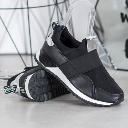 Wsuwane Buty Na Platformie r.40 na Arena.pl