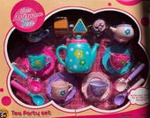 Zestaw do herbaty lub kawy filiżanki czajniczek talerzyki