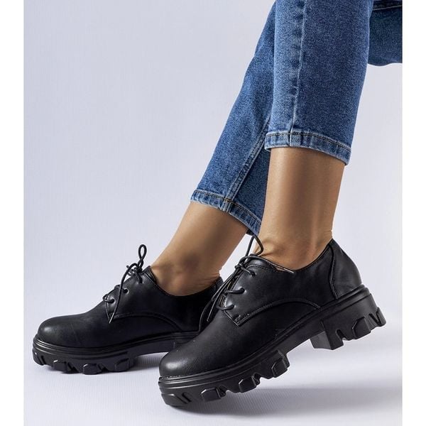 Czarne półbuty r.41 zdjęcie 2