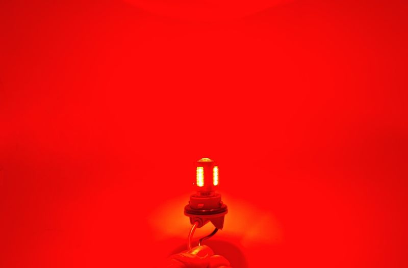 żarówka P21W LED BA15S 12-24V CANBUS 2000lm czerwona zdjęcie 4