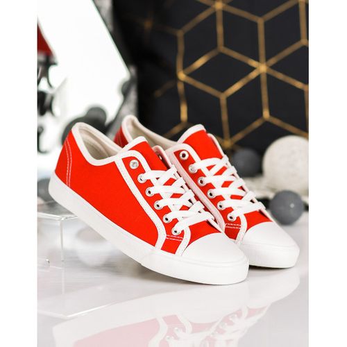 Czerwone Trampki r.41 na Arena.pl