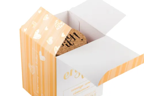 magnetifico enjoy it! świeca masująca z feromonami pomarańcza-cynamon 70ml na Arena.pl