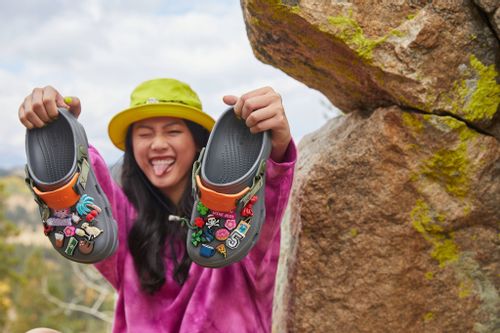 Klapki Chodaki Crocs Classic All-Terrain 37,5 na Arena.pl