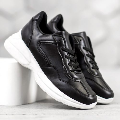 Czarne Sneakersy r.40 na Arena.pl