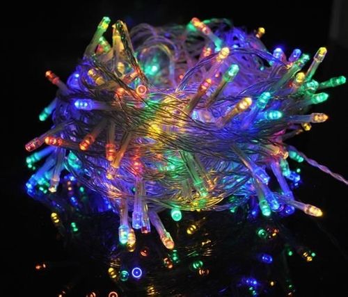 Lampki 200 LED na baterie - multicolor na Arena.pl