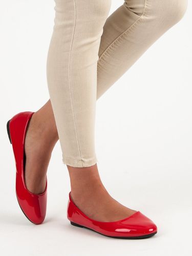 LAKIEROWANE BALERINY Rozmiar - 41 na Arena.pl