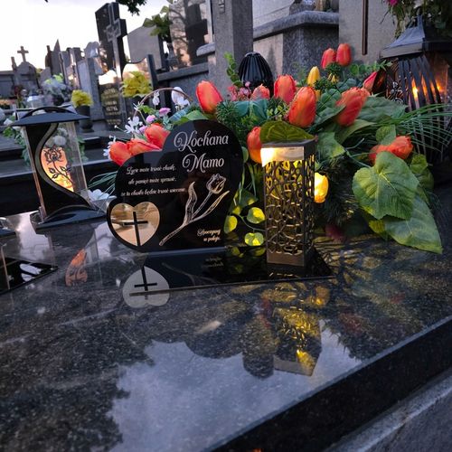 ZNICZ SOLARNY z Grawerem Wieczna Lampka Latarenka LED STATUETKA dla na Arena.pl