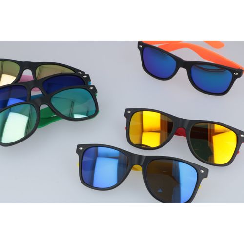 Lustrzane okulary wayfarer na Arena.pl