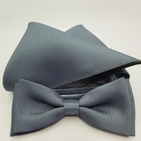 SZARA STALOWA MUSZKA Z POSZETKĄ DO UŁOŻENIA