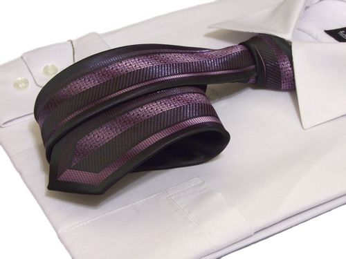 Śledź KRAWAT fioletowy z asymetrycznym czarnym wzorem na Arena.pl