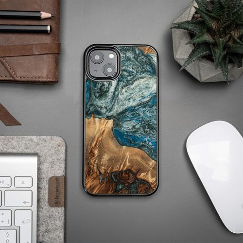 etui bewood unique na iphone 13 - planets - ziemia na Arena.pl