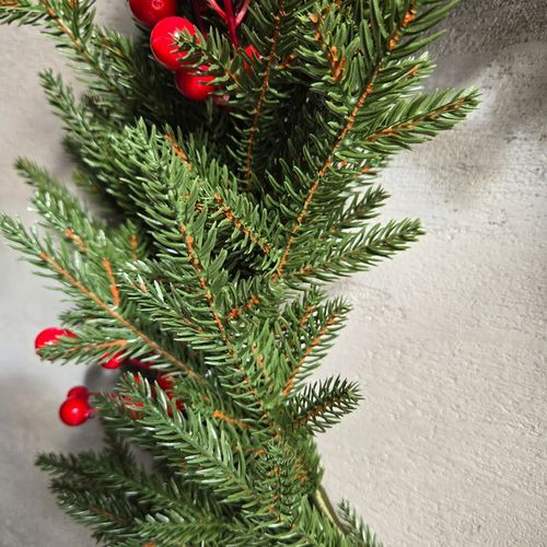 Wianek świąteczny ŚWIERK NATURA jarzębina PE dekoracja drzwi stół wieniec na Arena.pl