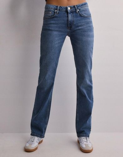 NELLY NIEBIESKIE SPODNIE JEANS YKU NG5__M na Arena.pl