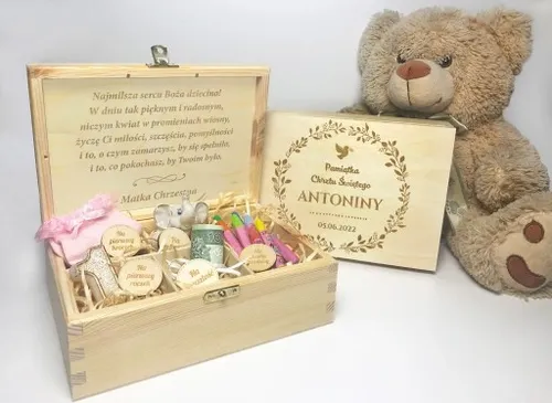 PUDEŁKO WSPOMNIEŃ PREZENT ROCZEK CHRZEST NARODZINY na Arena.pl