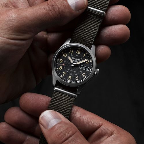 ZEGAREK MĘSKI SEIKO SRPJ85K1+ BOX na Arena.pl