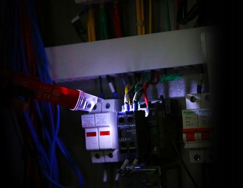 Bezdotykowy Wykrywacz Napięcia L wskaźnik tester UT12D PRÓBNIK UNI-T na Arena.pl