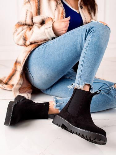 UGG CLASSIC SHORT II r.40 na Arena.pl