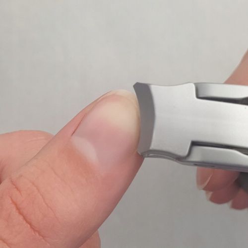 Obcinacz Do Paznokci dla Seniorów Obcinaczka Cęgi Szerokie Wygięte na Arena.pl