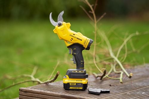 sekator akumulatorowy v20 18v 1*4.0ah - s/sfmcpp32m1 na Arena.pl