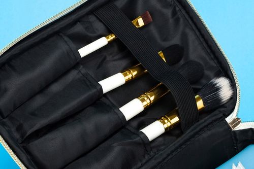 Kosmetyczka kuferek PETERSON damska idealna na podróż z uchwytem na Arena.pl