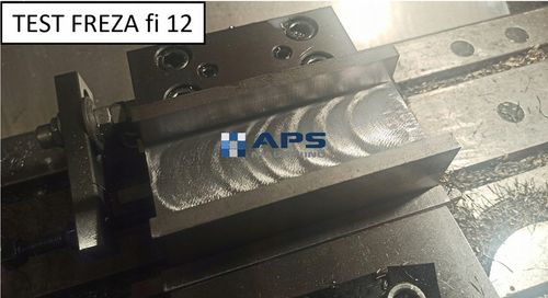 FREZ WĘGLIKOWY VHM MTS fi 8mm 55 HRC 4pióra TEST na Arena.pl