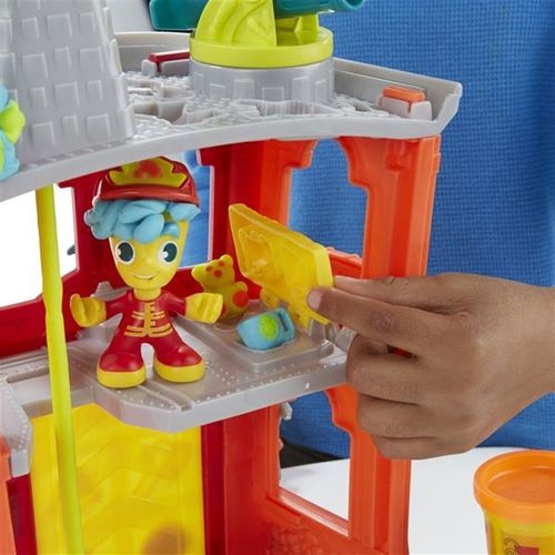 Play-Doh Town - Remiza strażacka B3415 na Arena.pl
